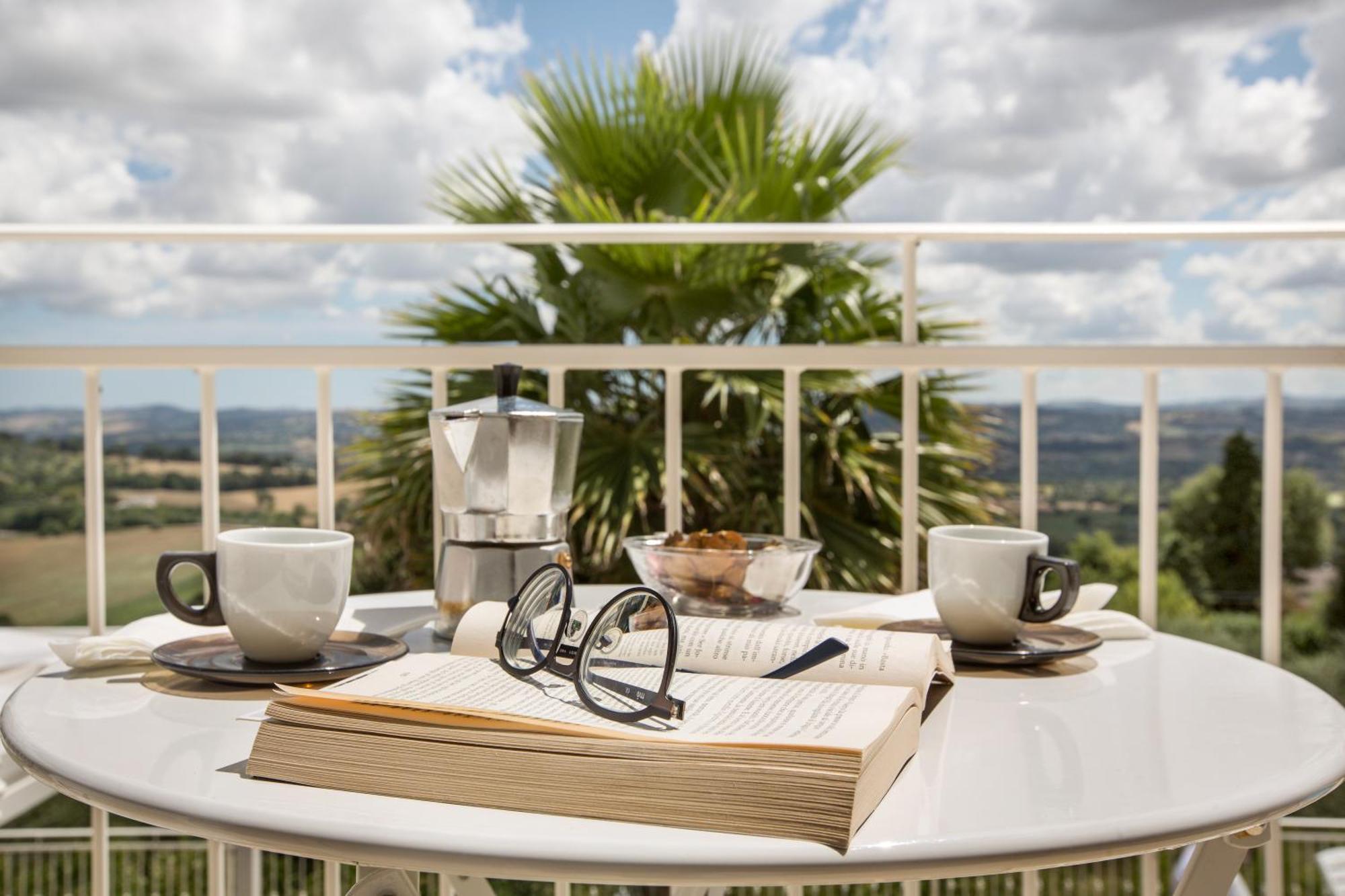 Holiday Residence Belohorizonte Macerata Exteriér fotografie