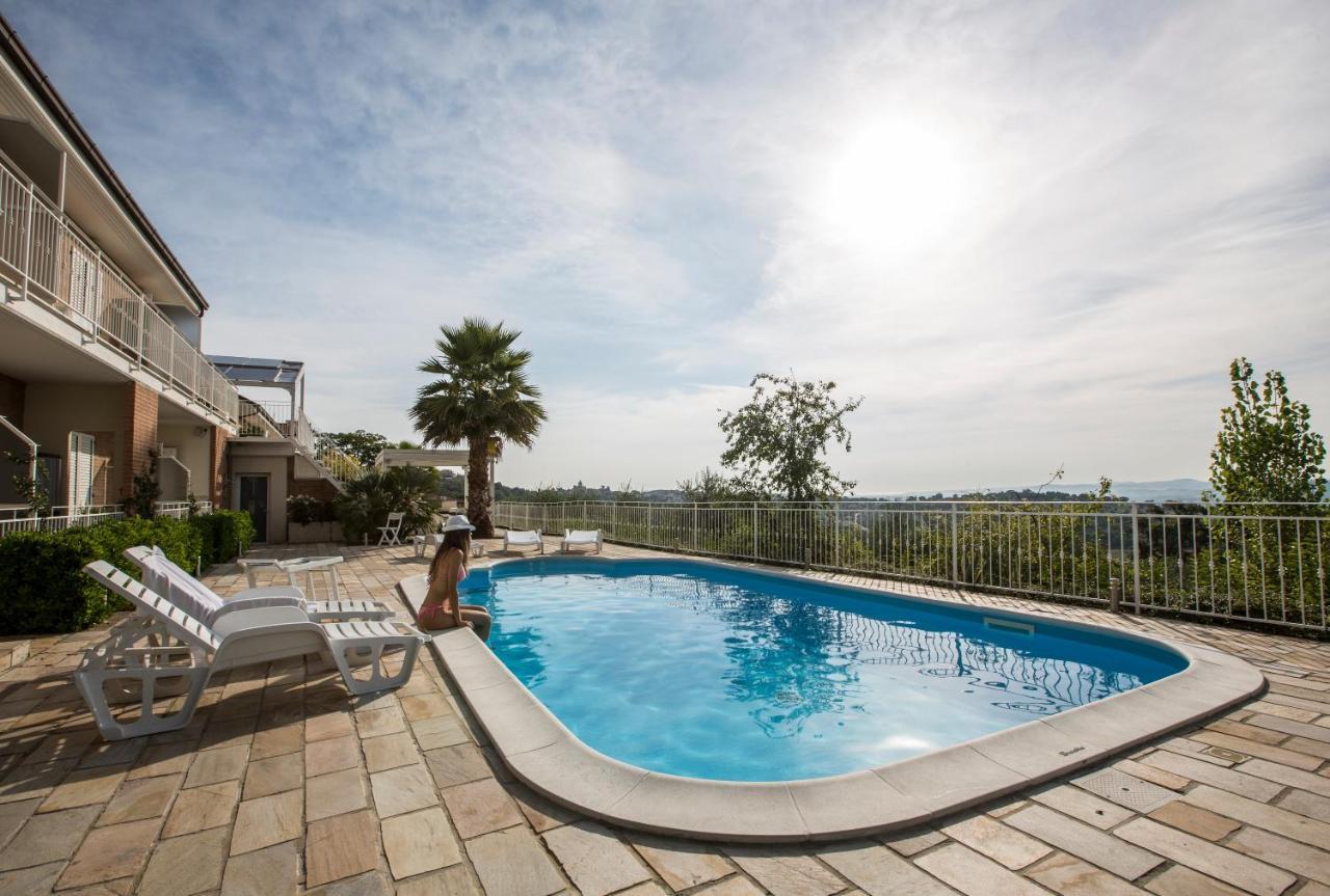 Holiday Residence Belohorizonte Macerata Exteriér fotografie